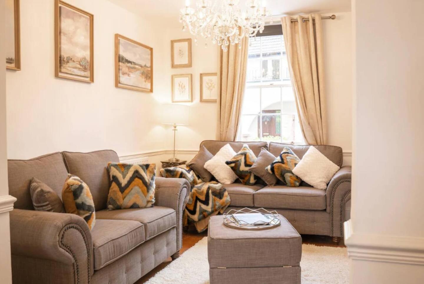 No22 Chester Racecourse Townhouse Buitenkant foto
